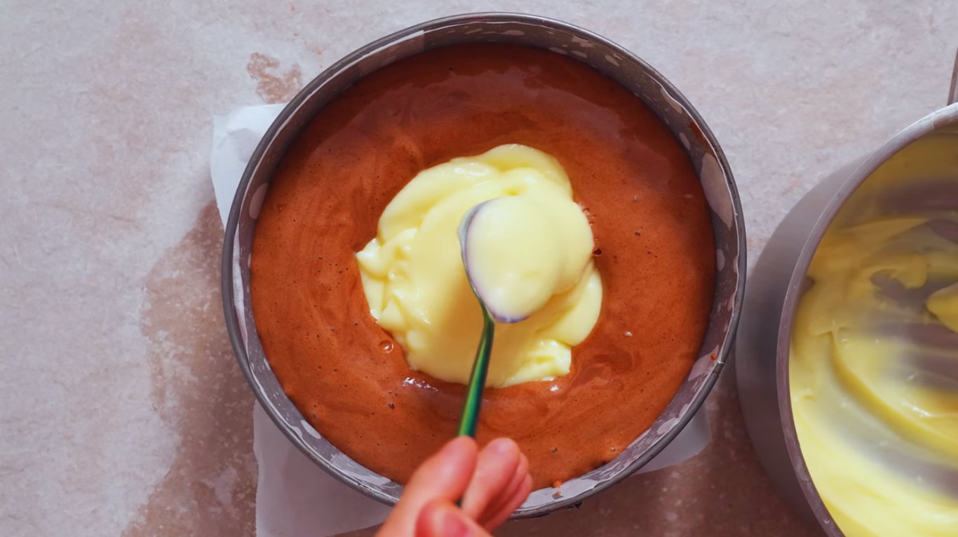 рецепт шоколадного пирога з кремом