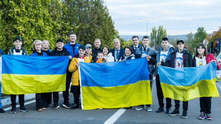 Україна повернула ще группу дітей, який викрала Росія - 290x160