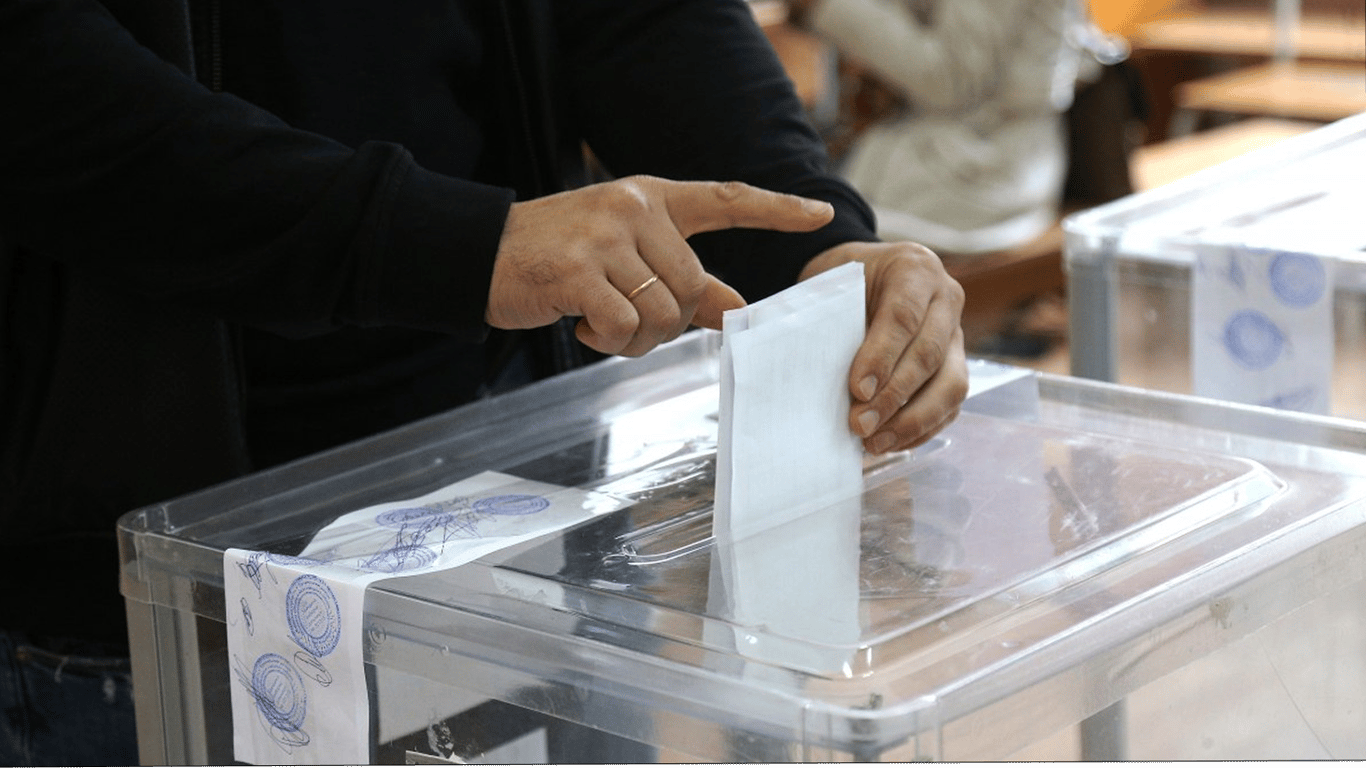 Україна готується провести вибори за кордоном для 8 млн громадян