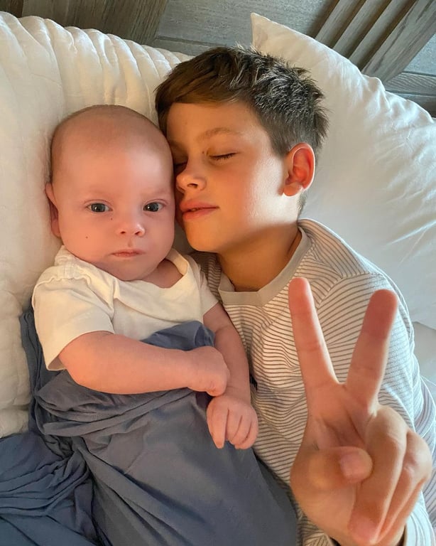 Дружина Макса Чмерковського показала чарівні фото їхніх підрослих синів - фото 3