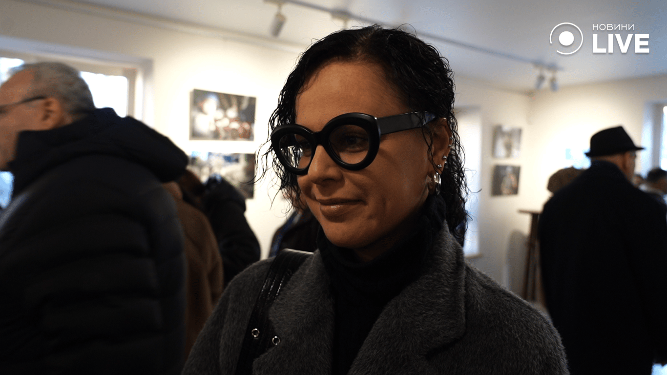 відвідувачка виставки Катерина