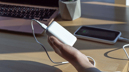 Як обрати повербанк, який не зіпсує гаджет — дієві поради - 290x166