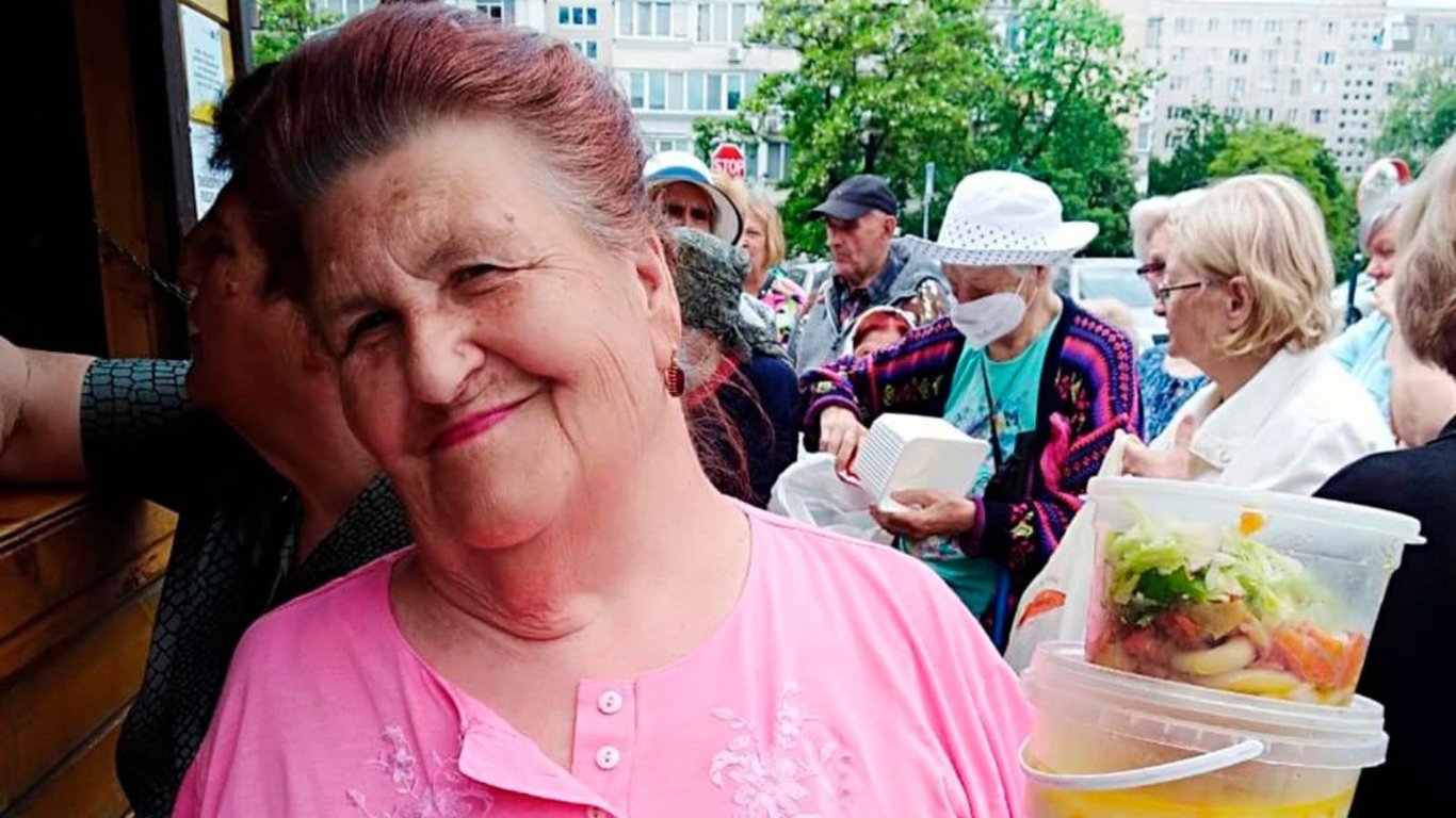 В Киеве открывается домик "Обед без бед", где пенсионеры смогут бесплатно поесть