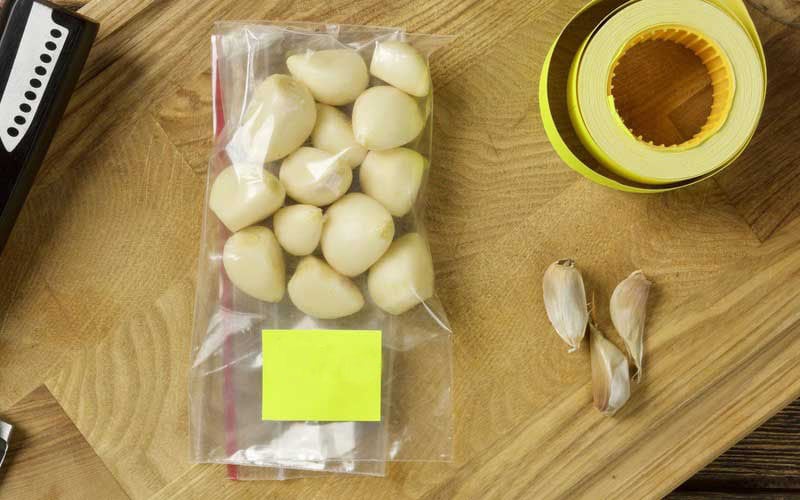 Как только из огорода - как правильно заморозить чеснок, чтобы он хранился пол года - фото 2