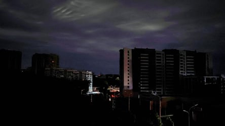 Харьков в темноте — по каким графикам будут отключать свет сегодня - 285x160