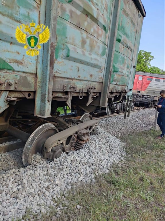 Падіння моста з потягом у Росії 1 червня