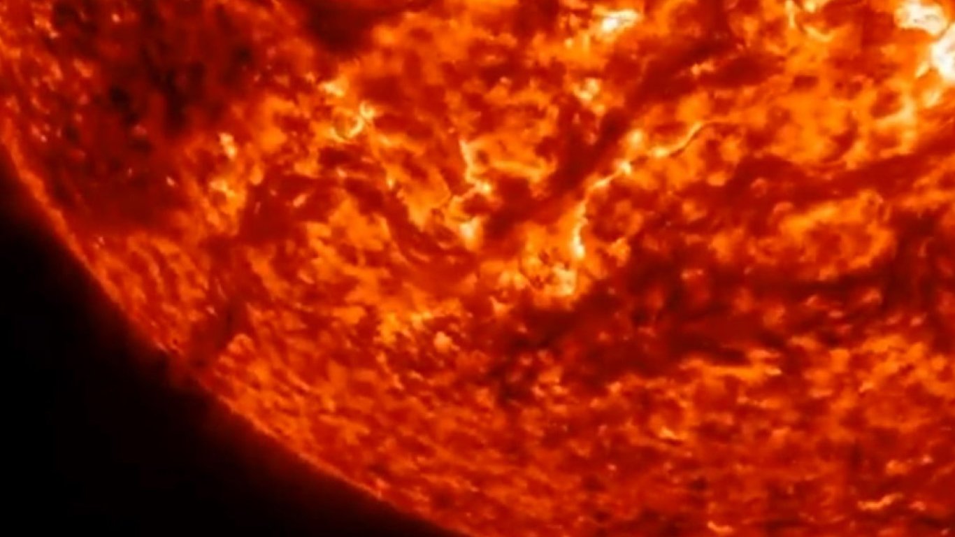 На Сонці виявили величезну тріщину — як вона з'явилася