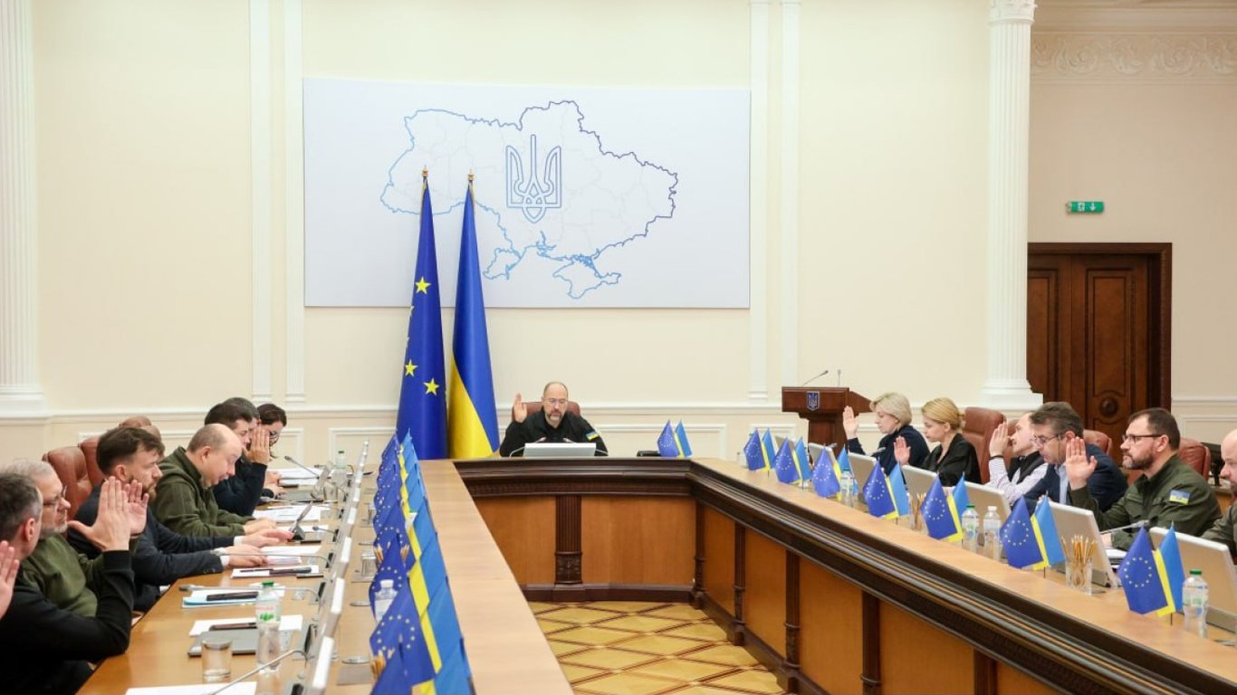 Шмигаль розповів, як уряд буде підтримувати українських виробників при державних закупівлях