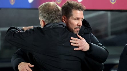 Флик не позволил Симеоне уйти после игры Барселоны с Атлетико - 285x160