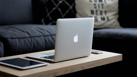 Apple to release MacBook priced lower than an iPhone - 285x160