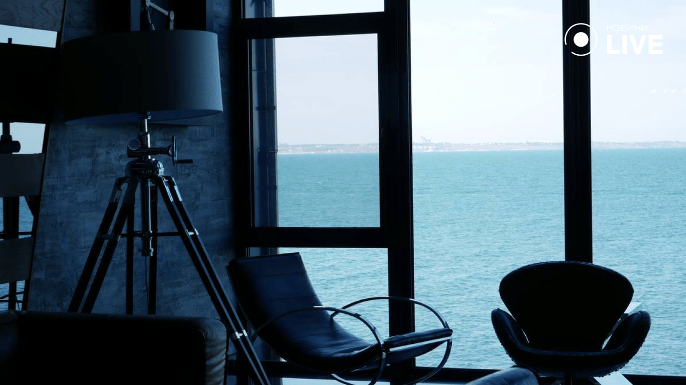 Номер у готелі з видом на море. Фото: Новини.LIVE