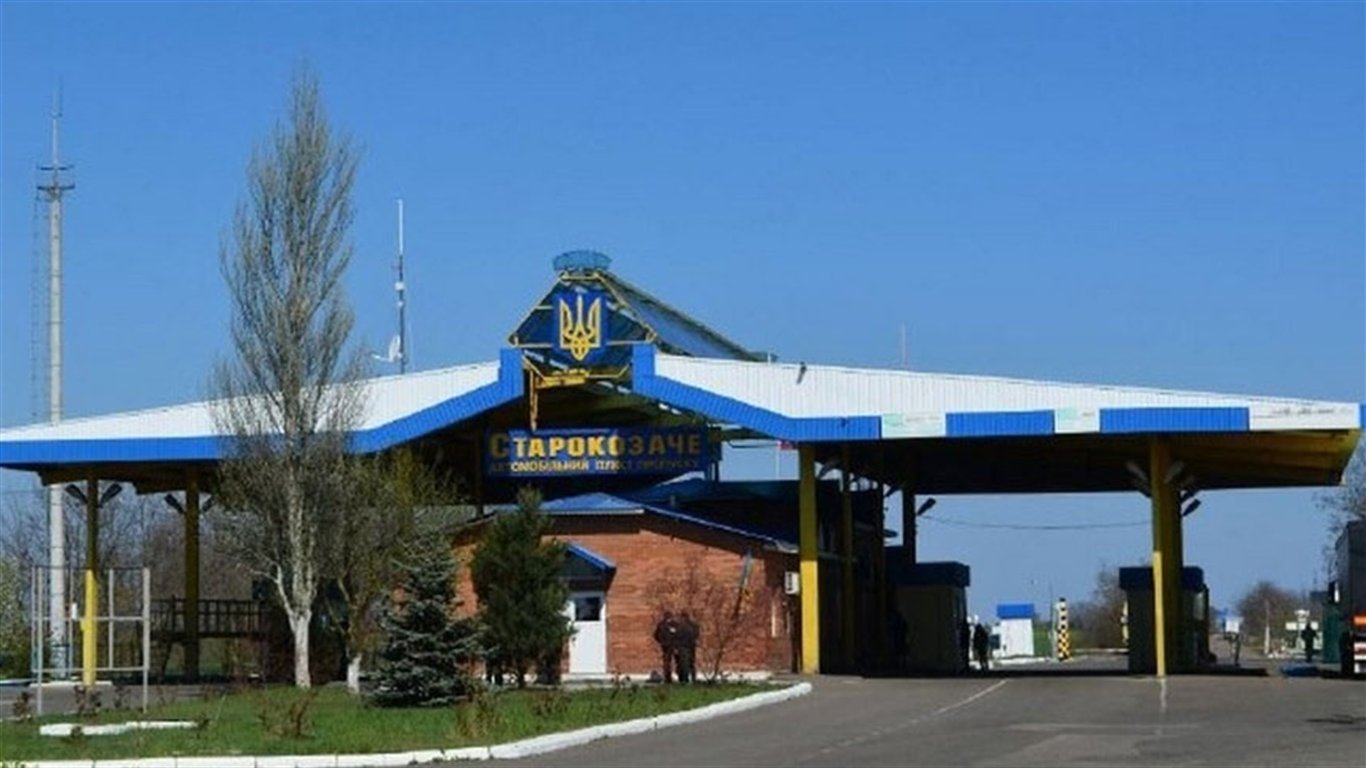 Одеські прикордонники не впустили в Україну шанувальника "руського миру"