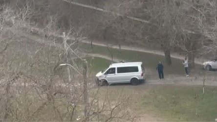 В Одесі військові ТЦК та СП відкрили стрілянину у дворі - 290x160