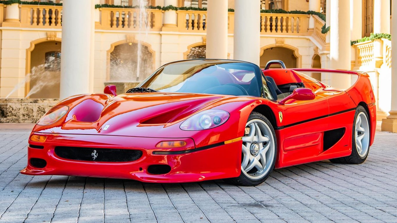 Цена впечатляет — Ferrari 1995 года с пробегом менее 14 000 км выставили на аукцион