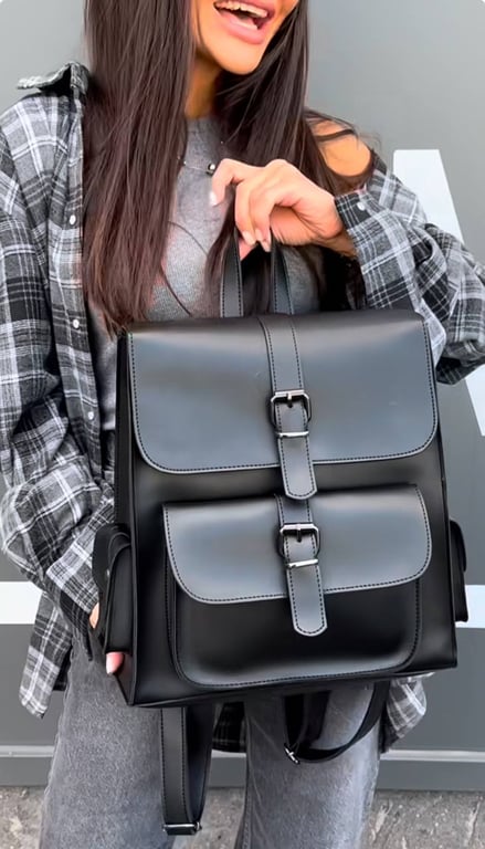 Рюкзак - незамінна річ для тих, хто любить практичність