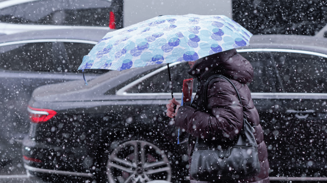 Гидрометцентр предупреждает о дождях и мокром снеге в Украине сегодня