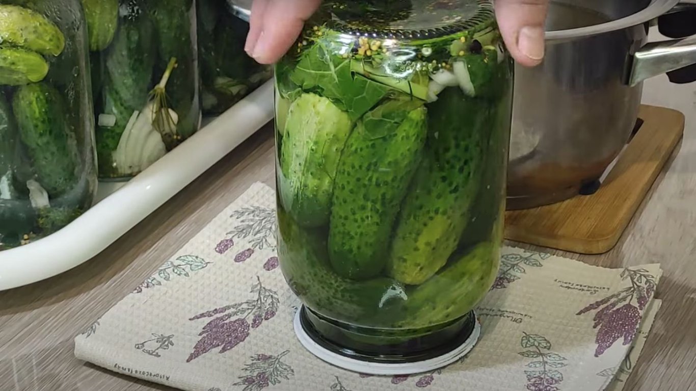хрустящие маринованные огурцы на зиму рецепт