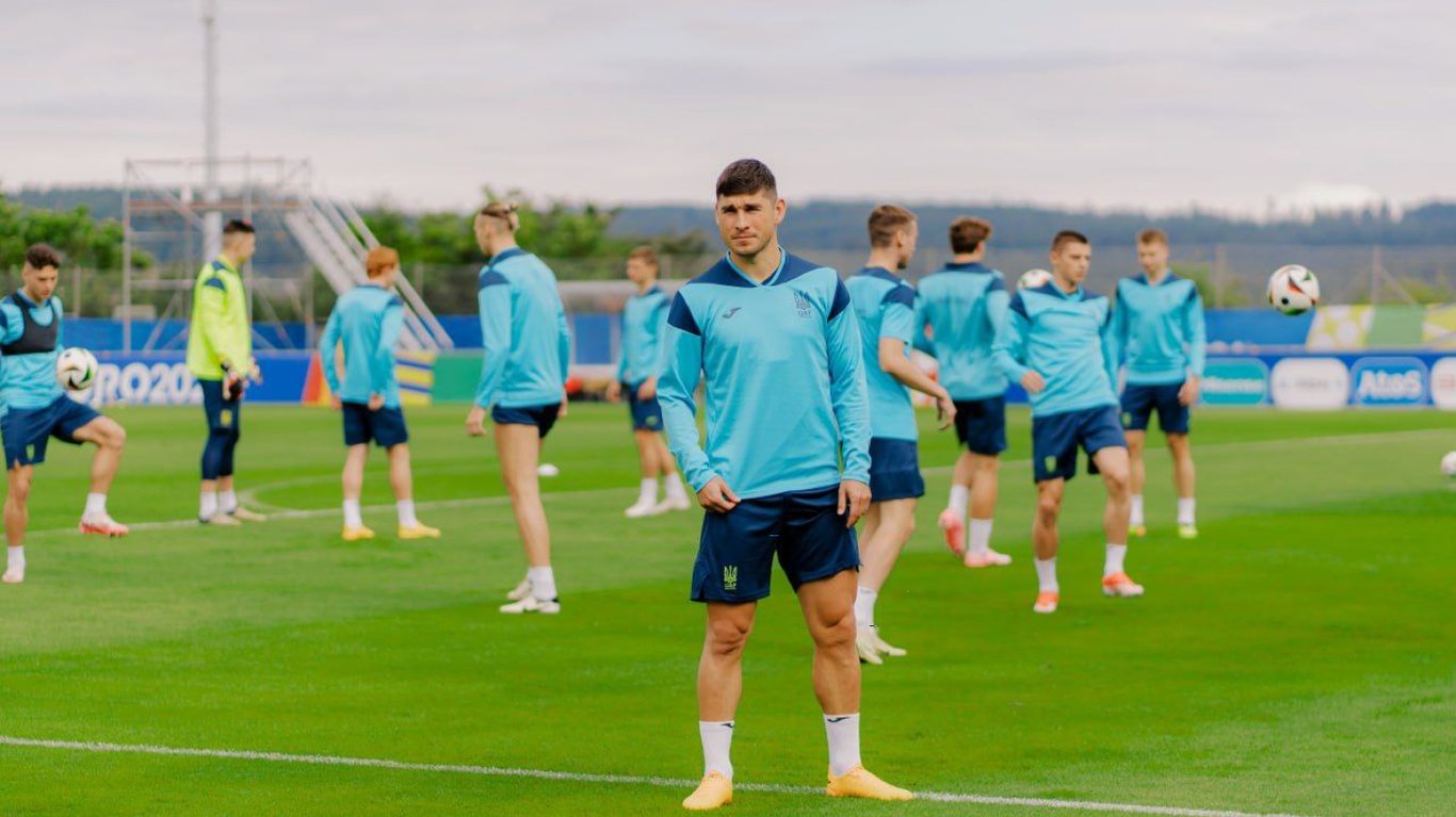 Руслан Малиновский