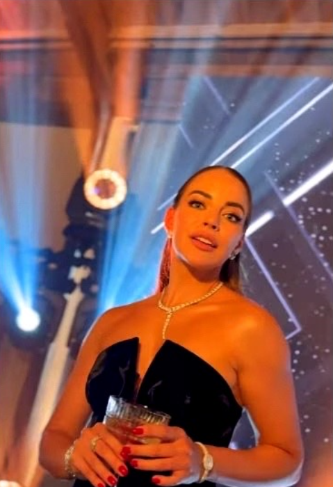 ніколас карма скандал