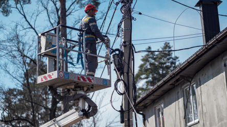 В Україні ввели аварійні відключення світла — графіки не діють - 285x160