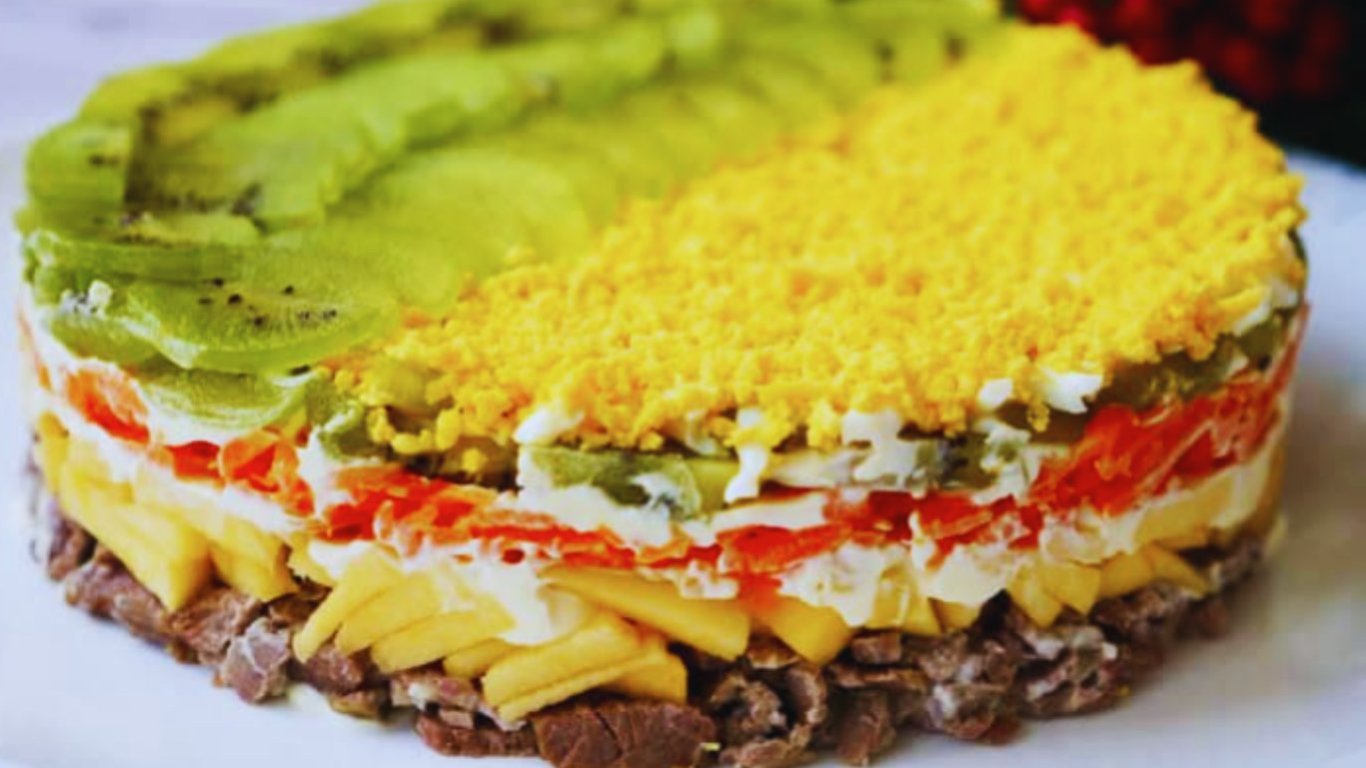 Салат Бенкетний — рецепти приготування святкової страви з ківі та яловичиною