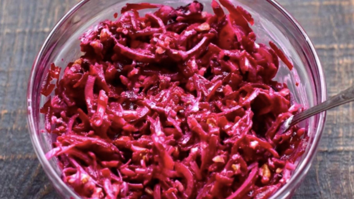 простой рецепт салата со свеклой и черносливом