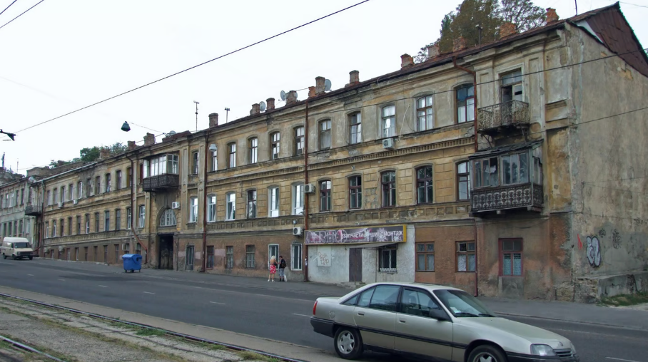 Снова ремонт на спуске Маринеско в Одессе — трамвайный маршрут "Север-Юг" приостановят - фото 1