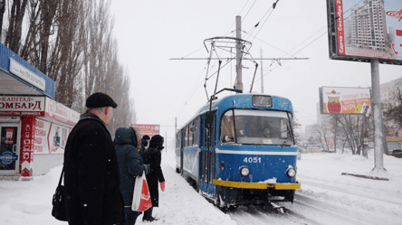 Не только пенсионеры — кто имеет льготы в транспорте в феврале 2026 года - 285x160