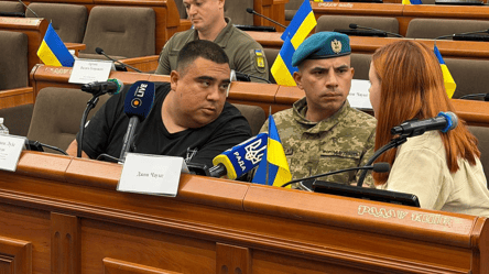 Боєць із Колумбії порівняв комунікацію на фронті у 2023 році і зараз - 290x160