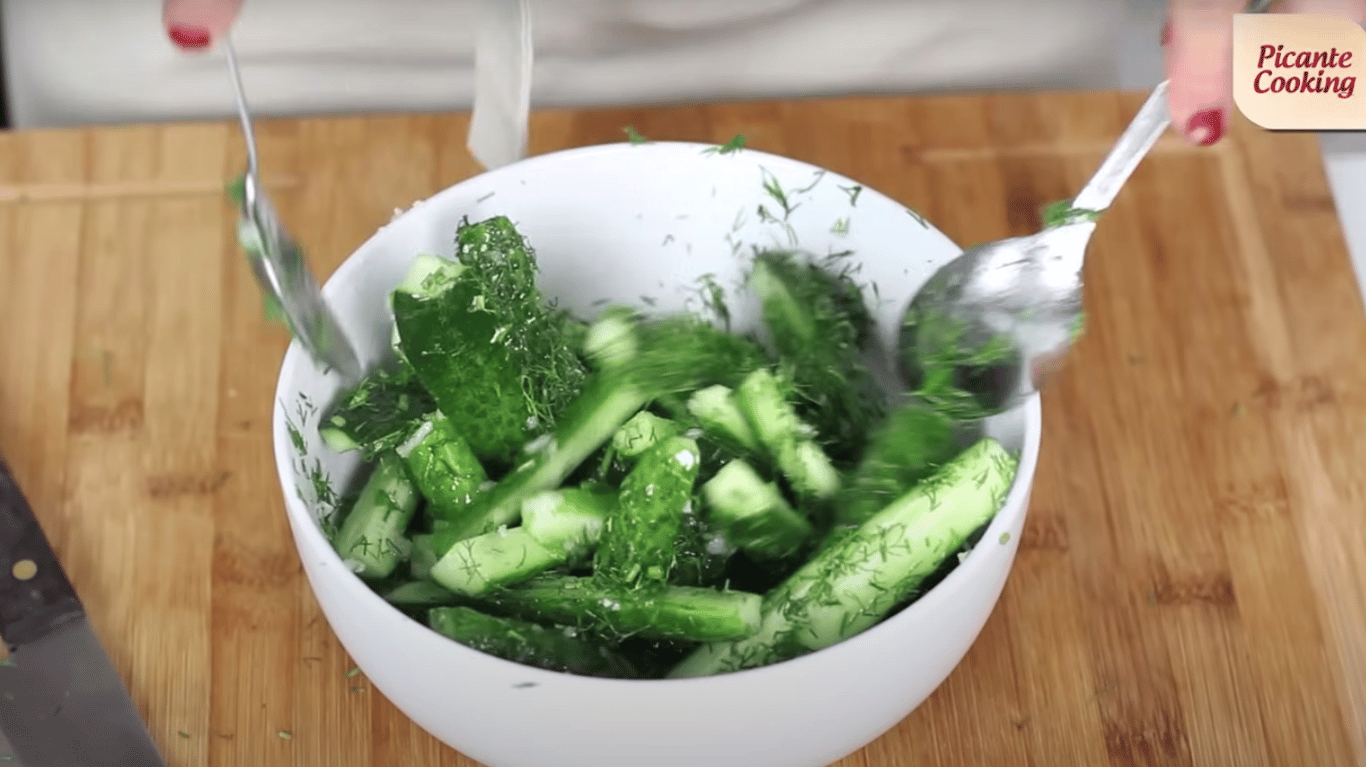 простий швидкий рецепт малосольні огірки