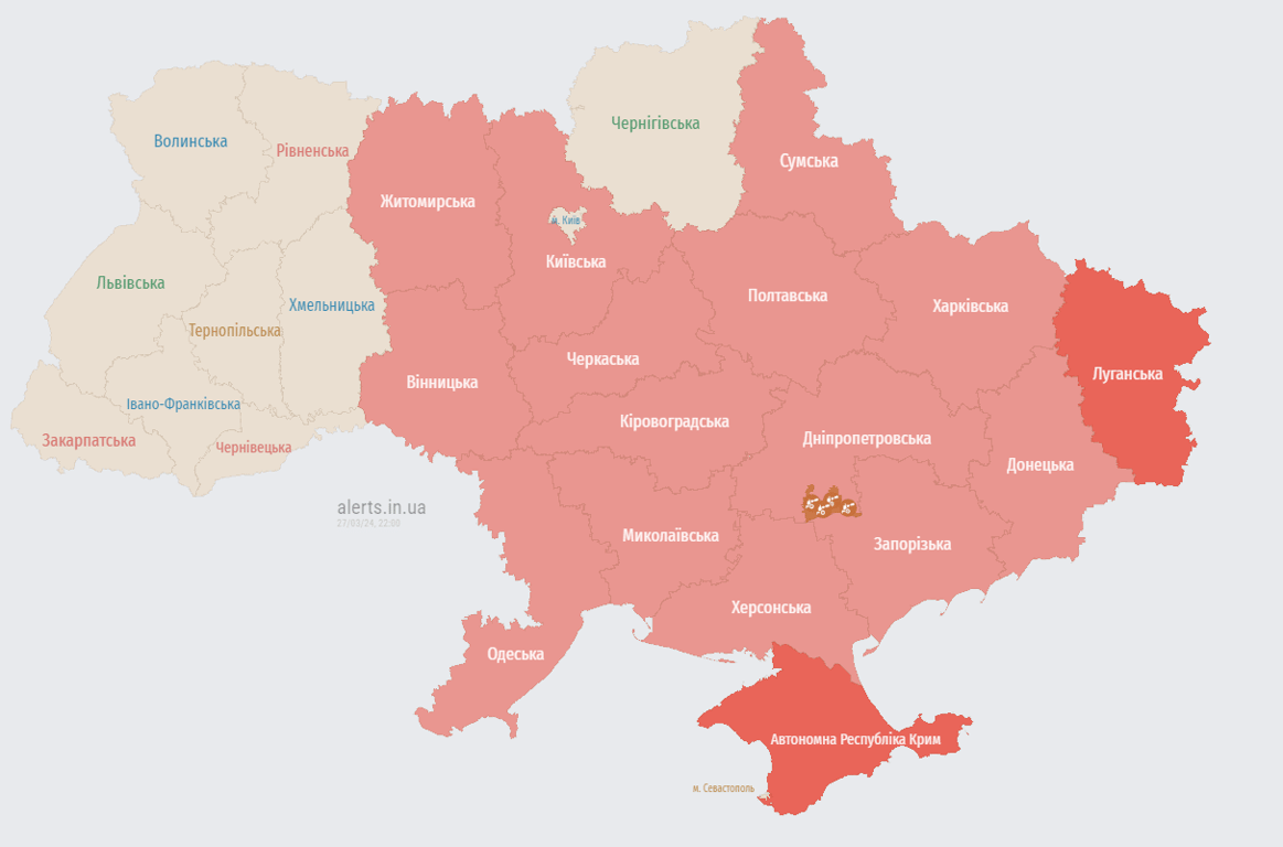 По Украине ширится воздушная тревога - какая опасность для регионов - фото 1
