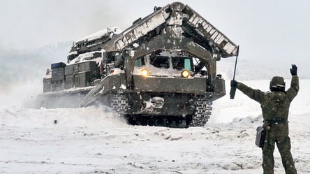 Российские военные копируют украинскую тактику использования инженерных войск - 285x160