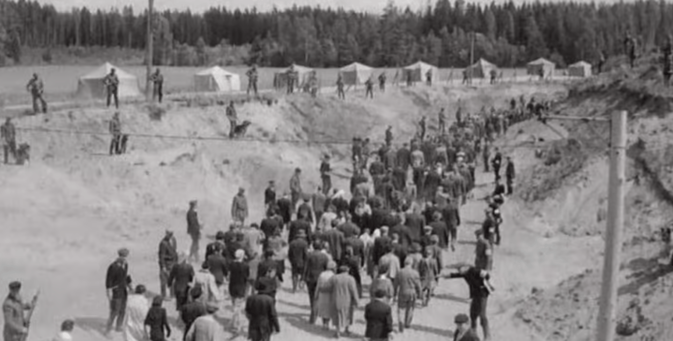 Роковини розстрілів у Бабиному Яру