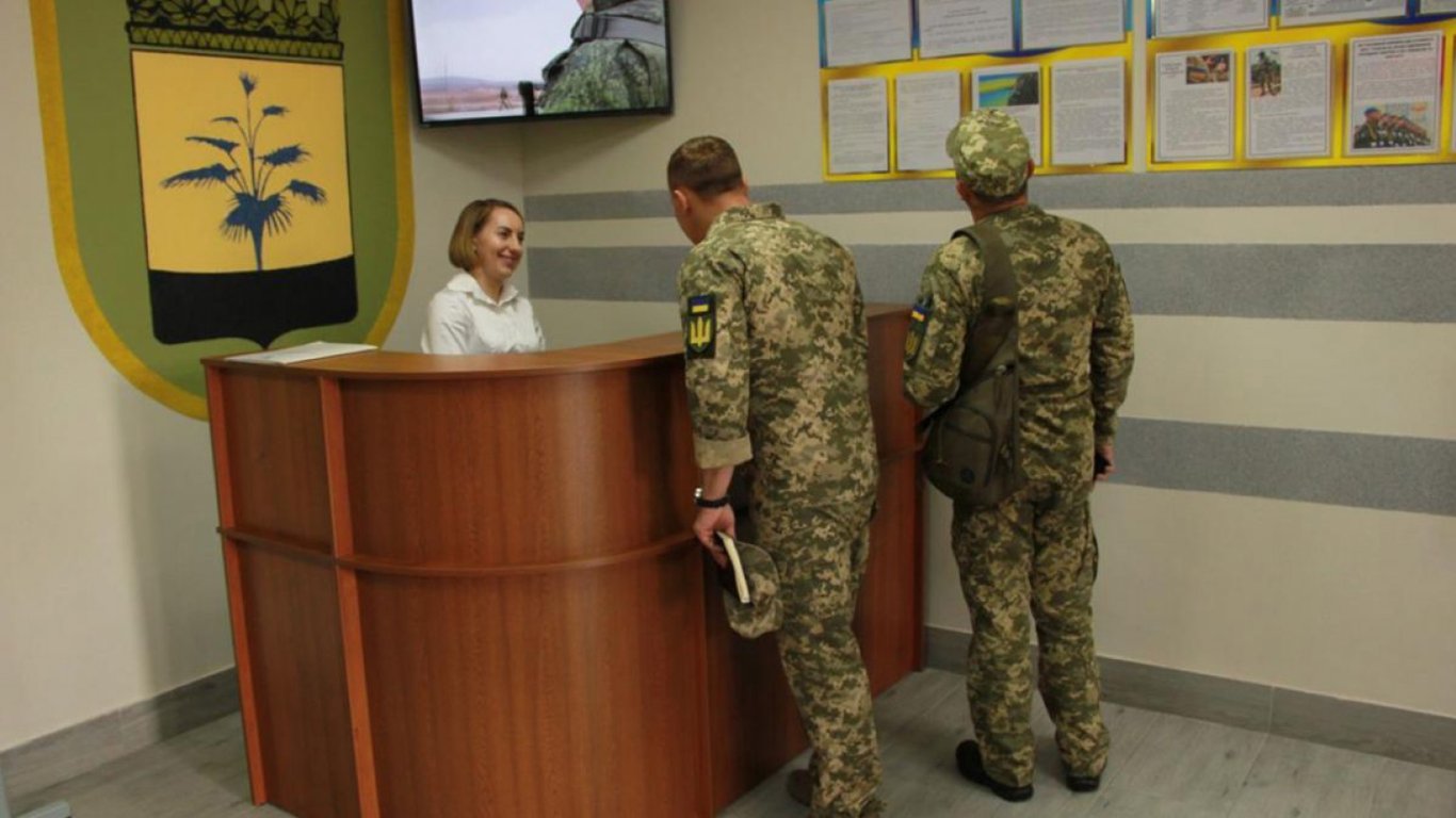 Украинцы должны вернуться из-за границы в ТЦК, кого это касается