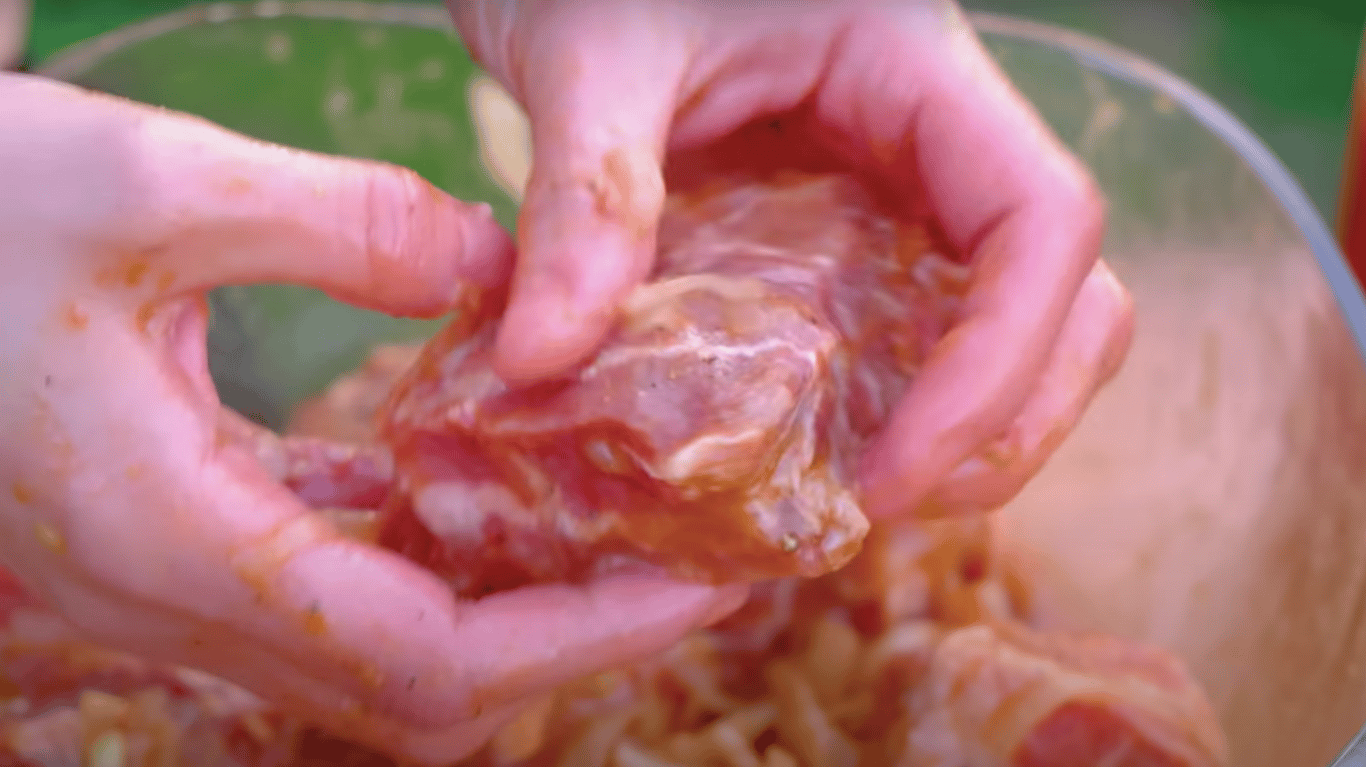 простий рецепт маринада для шашлика зі свинини