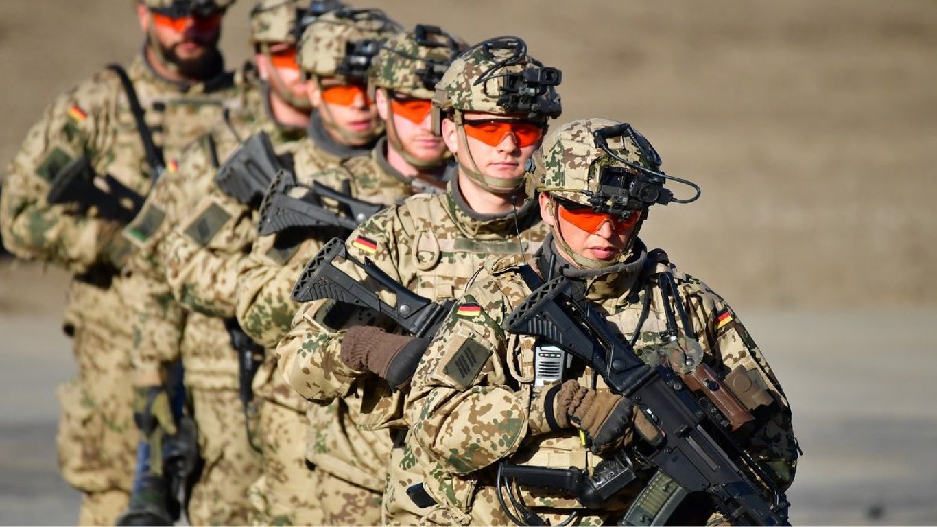 Пенсії військових — що важливо знати про службу та стаж