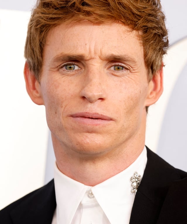 Актор Едді Редмейн