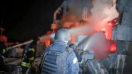 Нічна атака на Одещину — з'явилися фото наслідків - 290x166