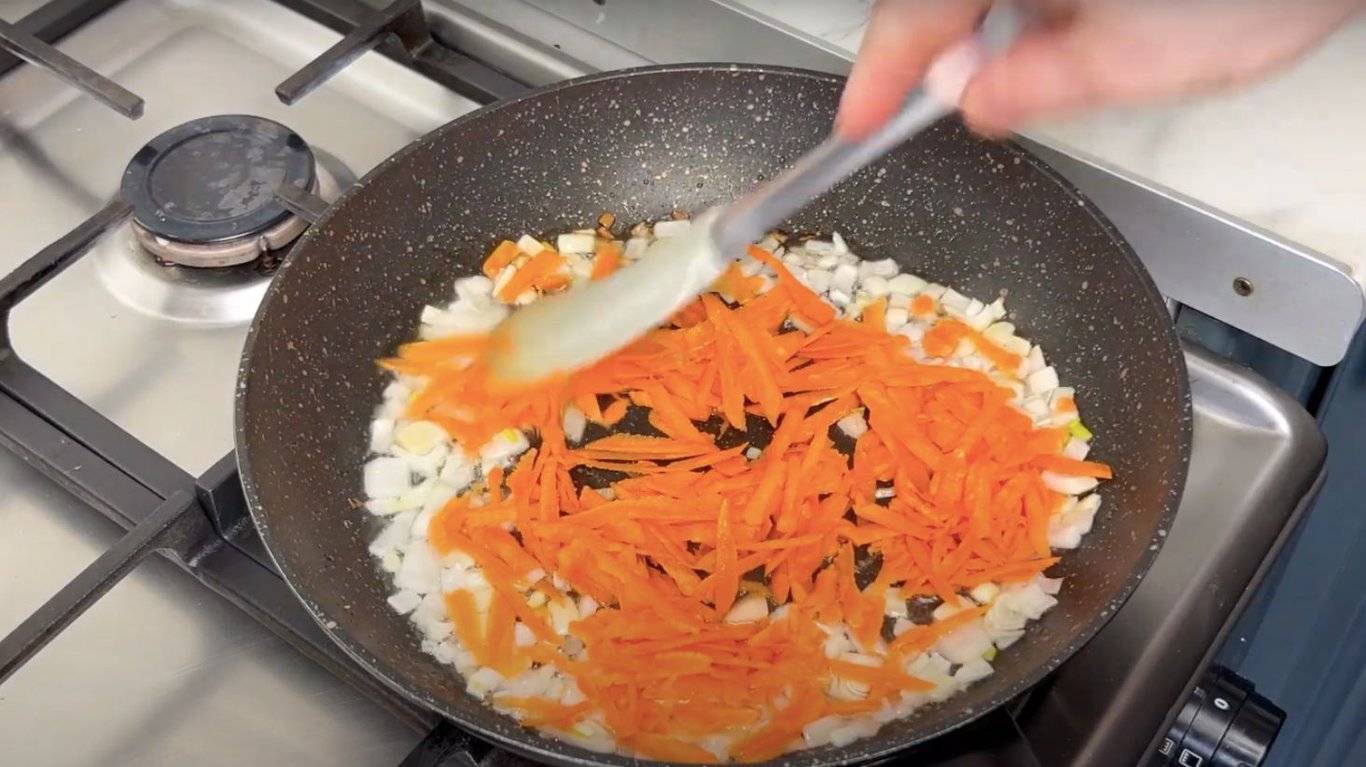 заливний пиріг з капустою