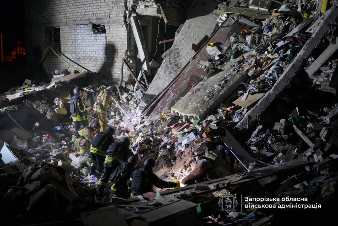 РФ вдарила по гуртожитку в Запоріжжі 30 жовтня