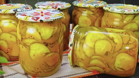 Маринованные огурцы: нарезать кружочками и сложить в банку - 285x160