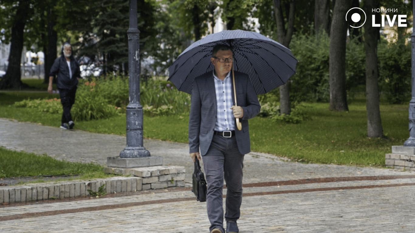 Прогноз погоди в Україні на 4 липня — у яких регіонах вируватиме негода