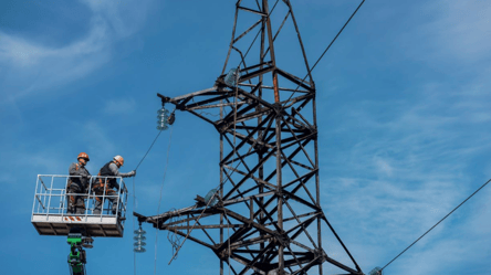 Масштабне відключення світла в Одесі — кому приготуватись - 285x160