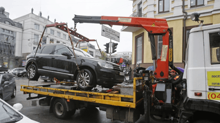 У Києві подорожчає вартість транспортування евакуйованих авто - 290x166