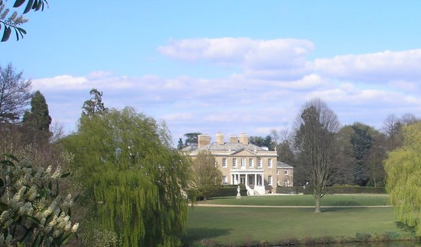 Аскот-Плейс