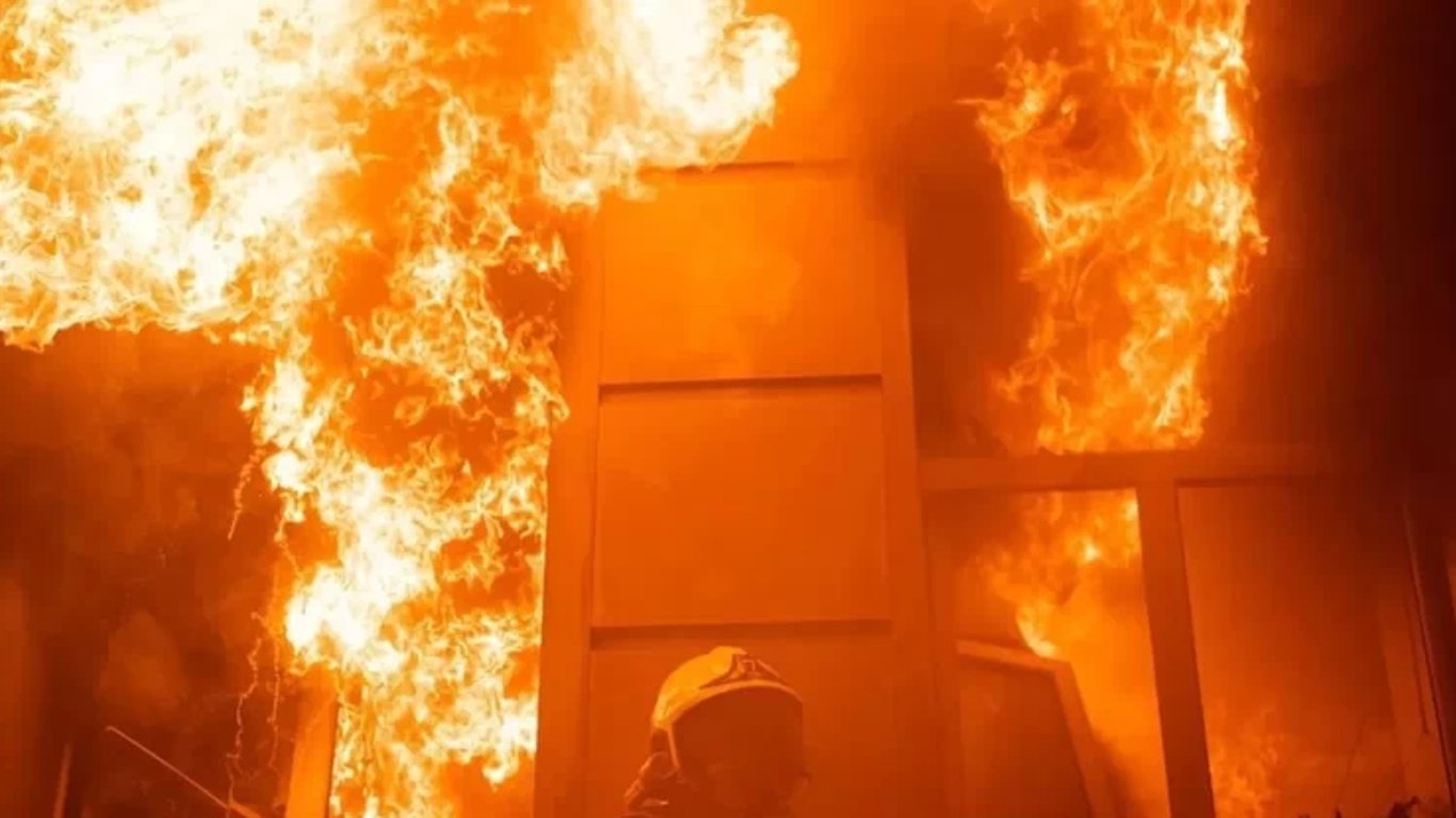 В Одессе горит Спасо-Преображенский кафедральный собор