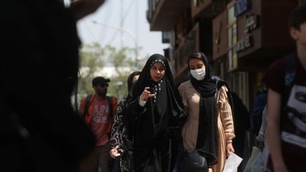 В Ірані судитимуть людей, які закликають жінок не носити хіджаб - 285x160