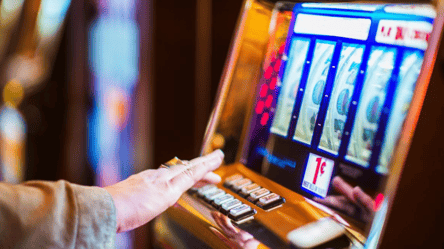 В Україні різко зросла кількість залежних від азартних ігор - 290x166