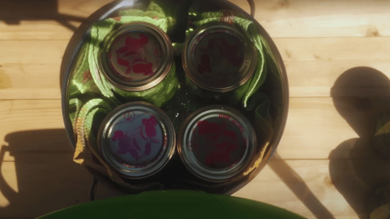 стерилізація огірків в банках