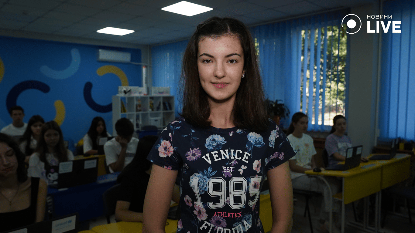 Школьница Александра. Фото: Новини.LIVE